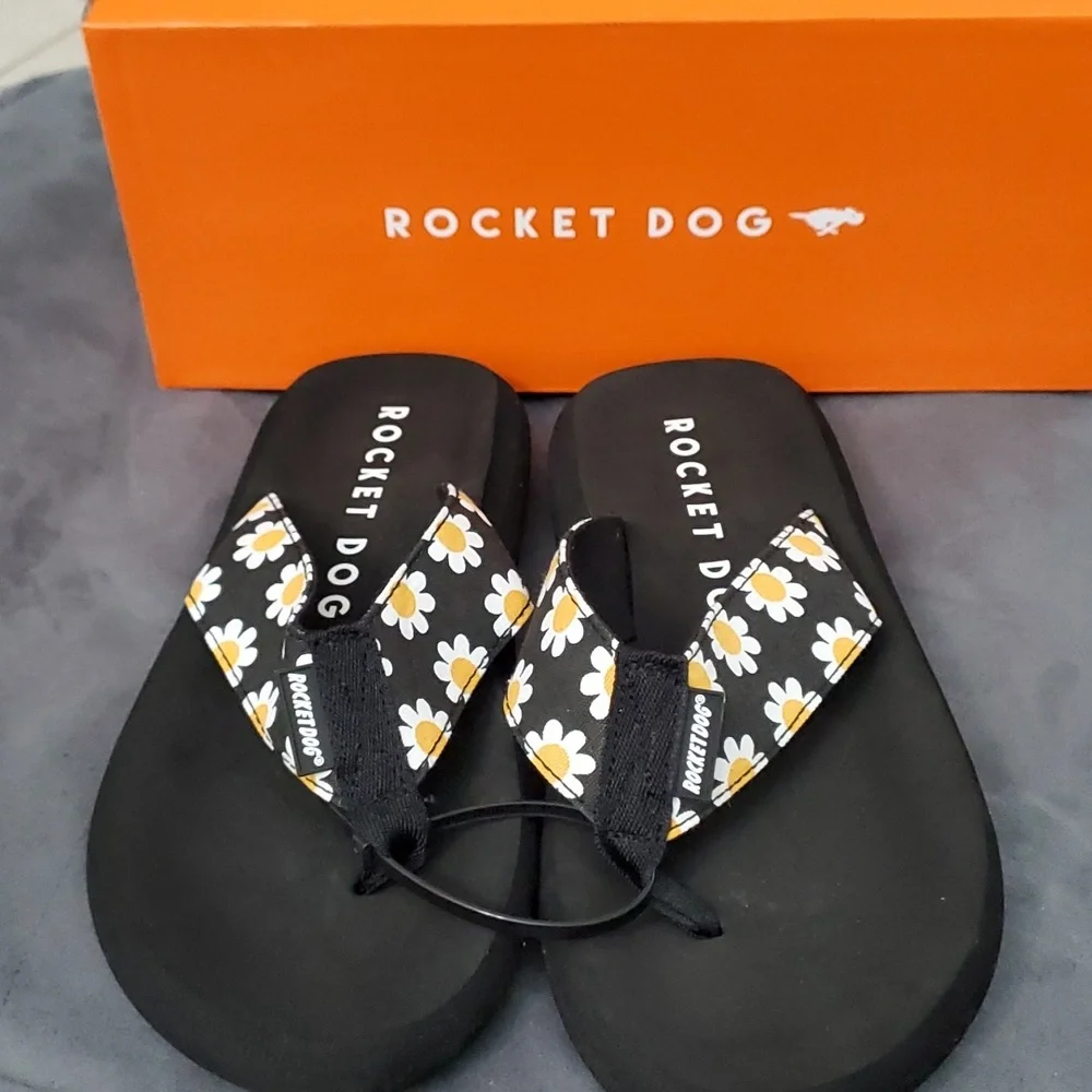Rocket Dog 🐕 Sandles - Picture 1 of 5